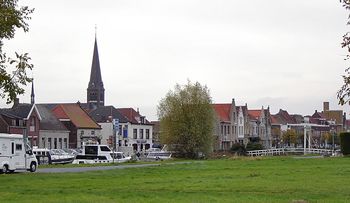 Sas van Gent zit zonder tandarts